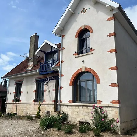 Le Clos 3* Villiers-en-Lieu